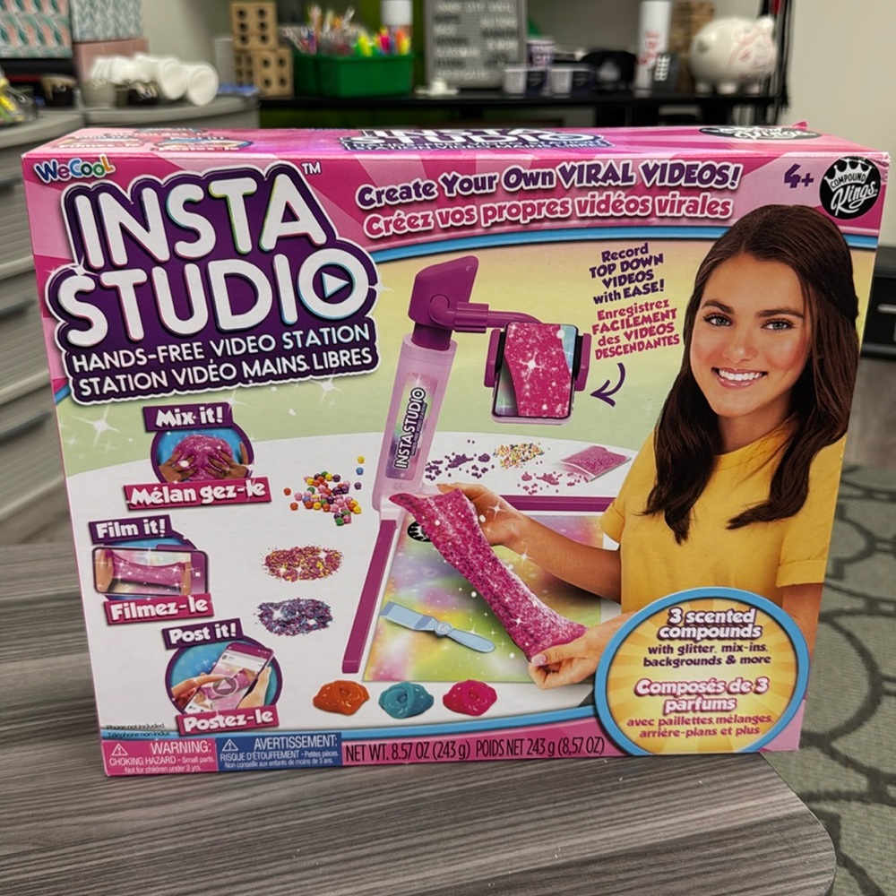 We Cool® Insta™ Studio Hands-Free Video Station create your own viral videos
